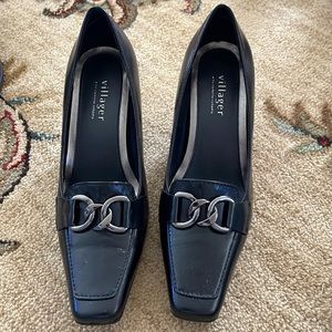 Villager heels/Liz Claiborne.  New/never worn.  Flex zone sole.